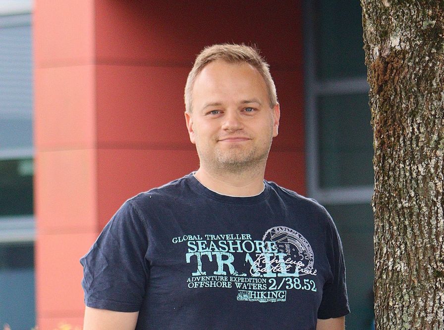 Üffink, Holger klein